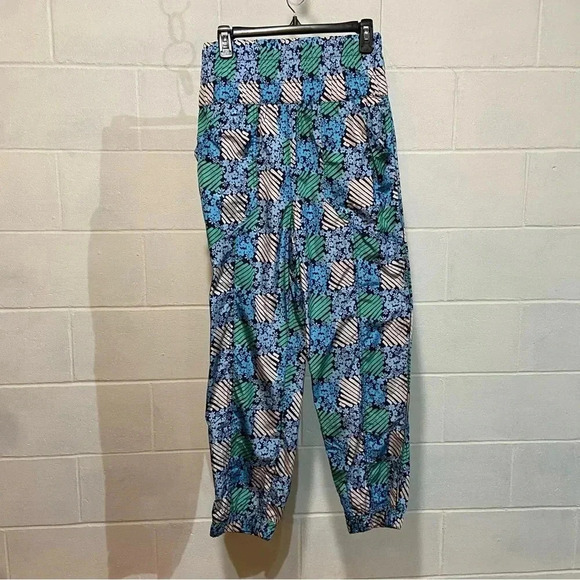 FP Movement Parachute Jogger Pants MEDIUM Blue Floral NWOT Y2K 80s Lightweight - Picture 1 of 6